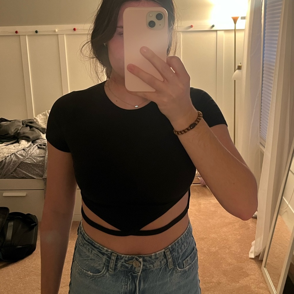Black Cropped T-shirt with Side Cutouts
